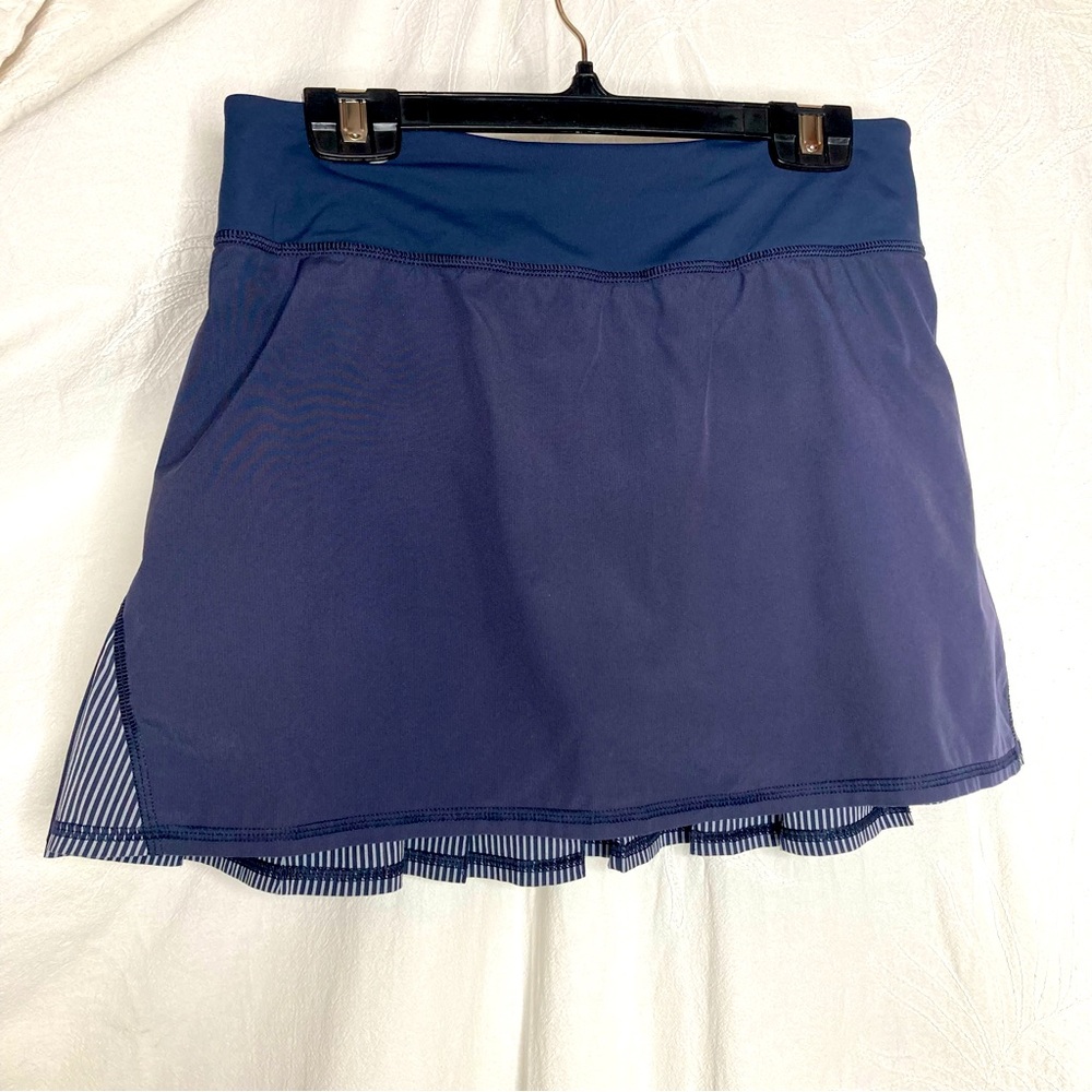Lululemon skort - Picture 1 of 6